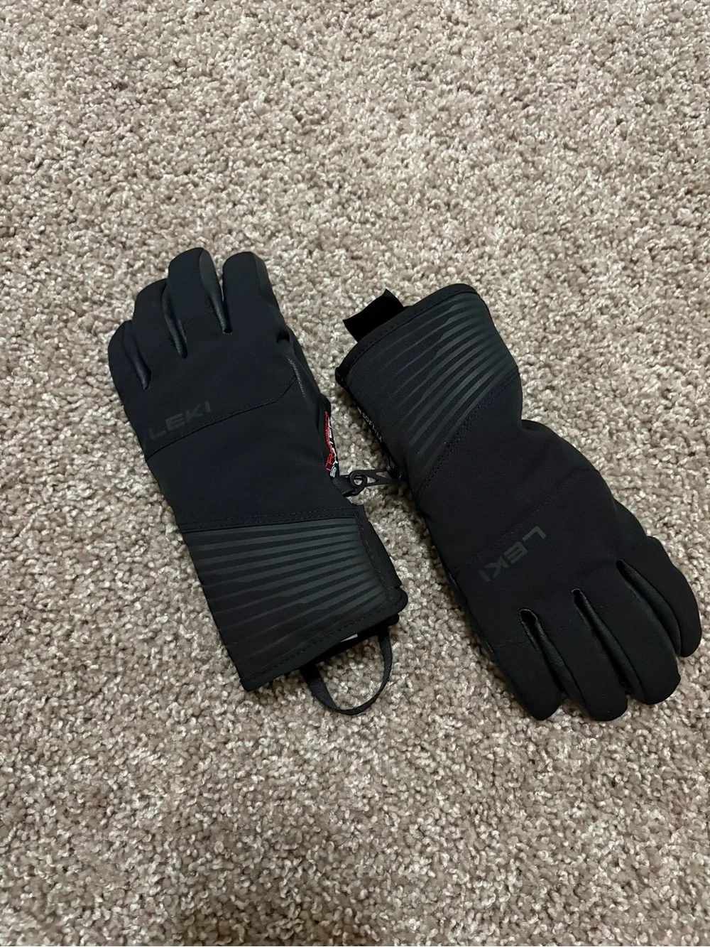 Women's Black Winter Ski Gloves